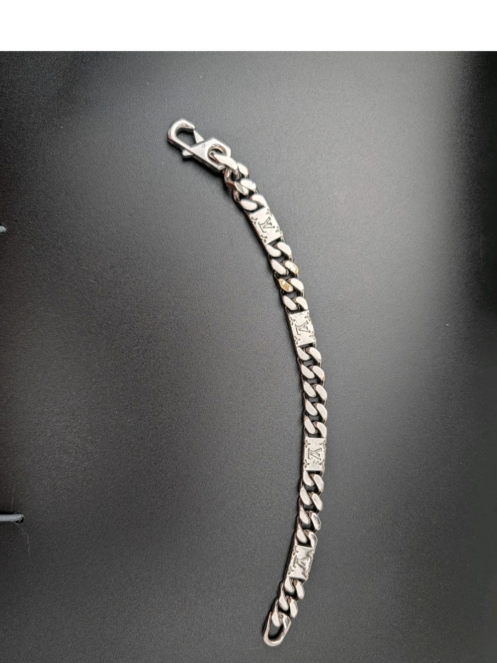 Louis Vuitton Silver-Tone Curb Bracelet with Monogram Panels - Picture 4 of 7